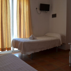 salon-habitacion-cuadruple